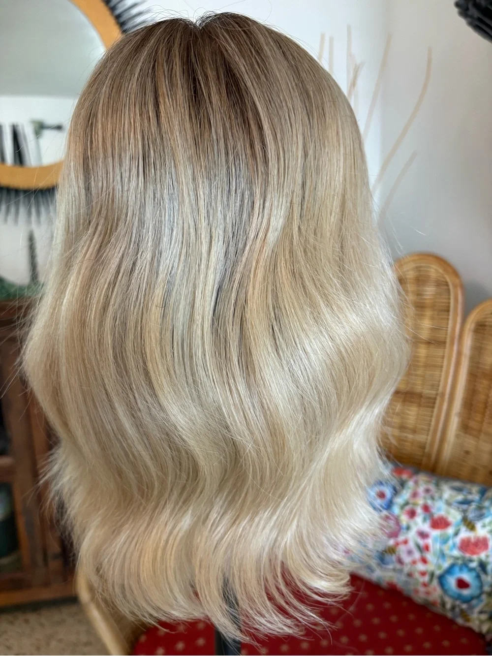 BELLE TRESS Biscotti Babe Blonde Rooted Heat Friendly Synthetic Wavy Wig.
